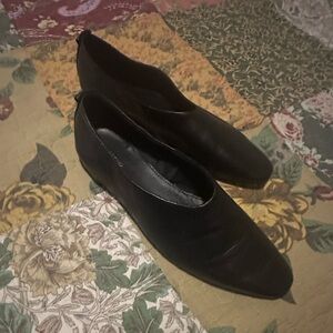 Vagabond leather flats. Women’s size 10/41.